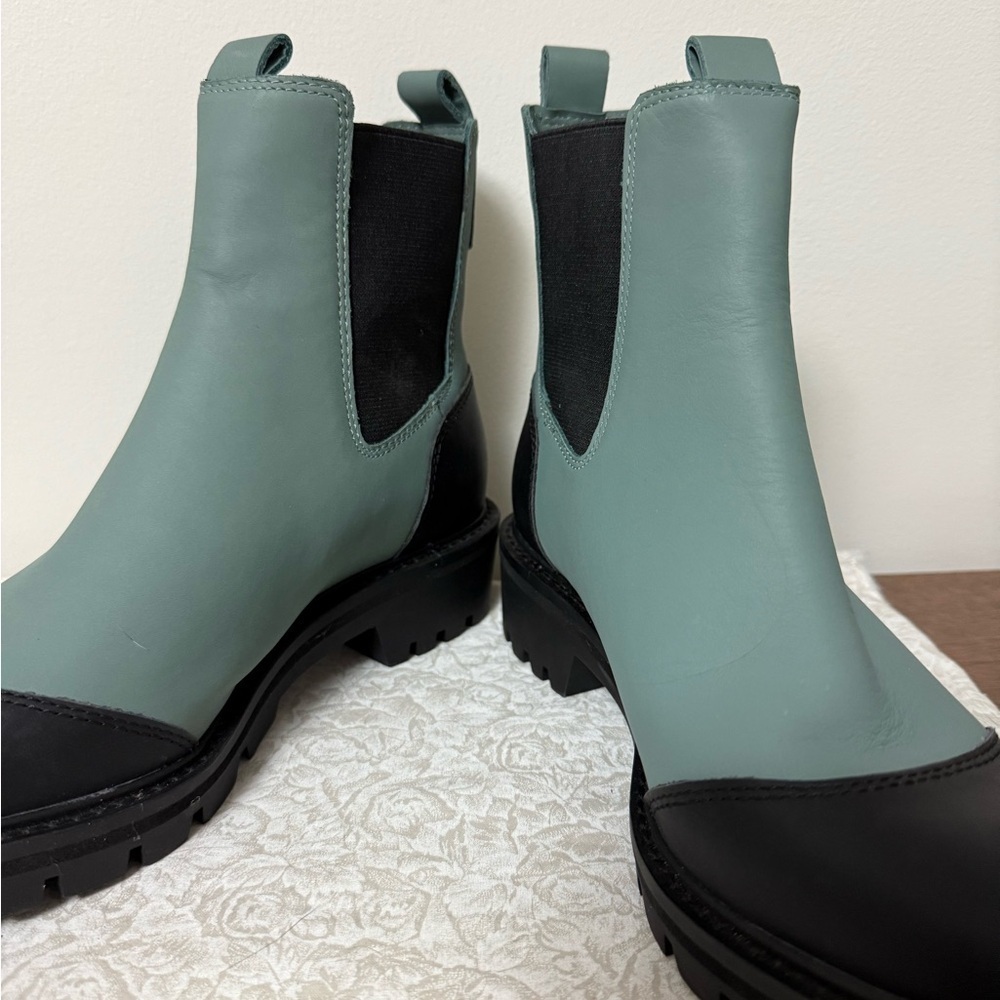 Antonio Melani Dalton Gore Detailed Weather Resistant Leather Lug Sole Booties 6 - Picture 3 of 8